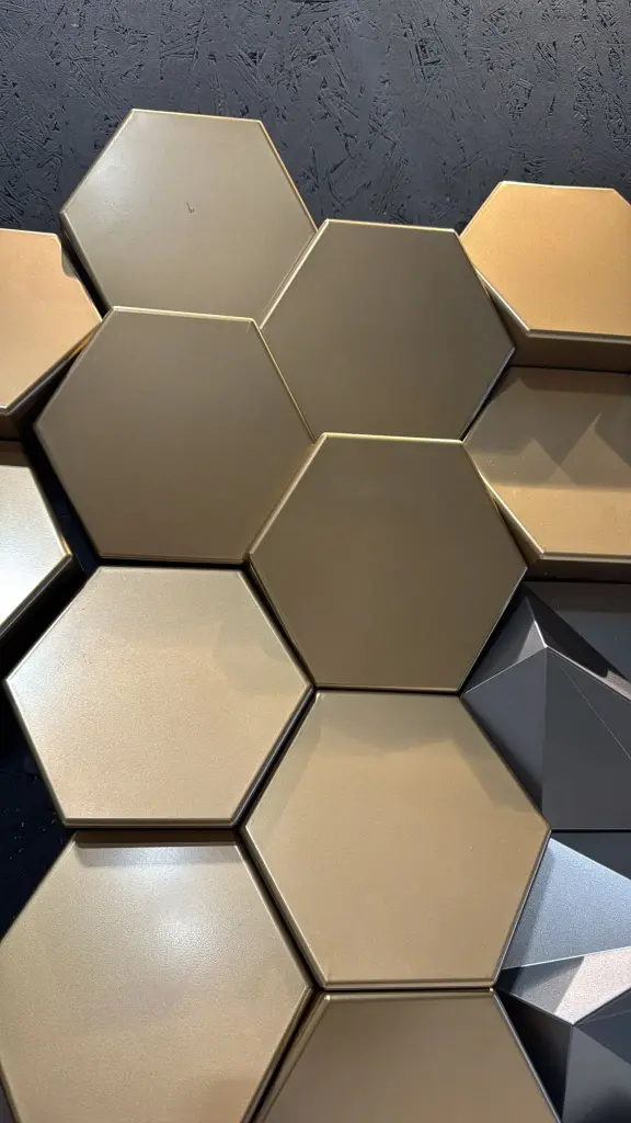 ASC-3DWall 3D Wanddesign Gold hexagone
