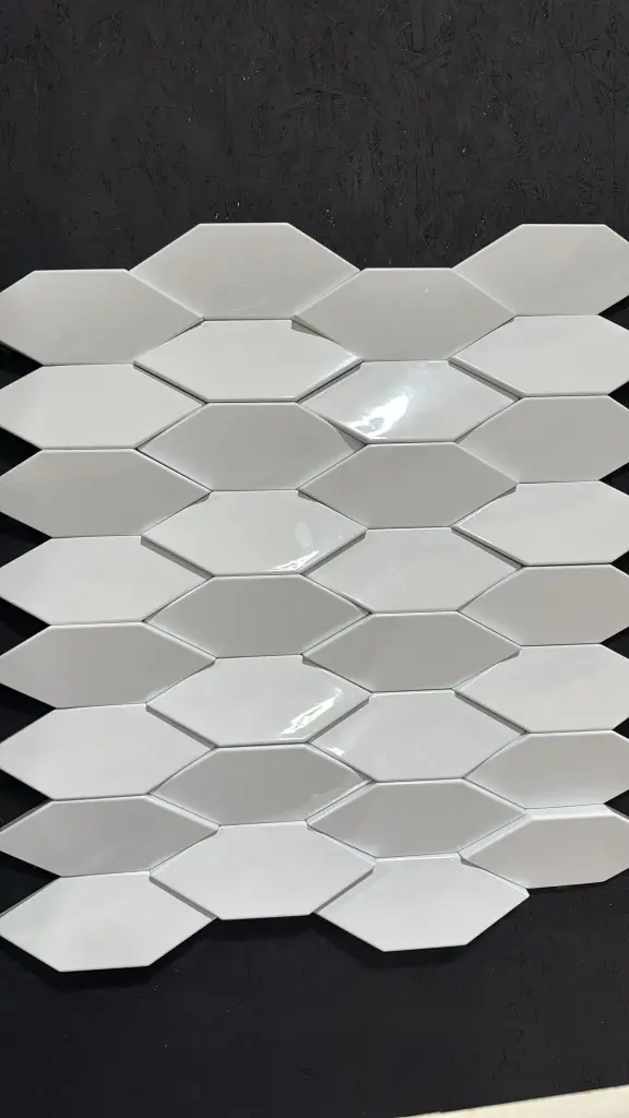 ASC-3DWall 3D Wanddesign Silver cone