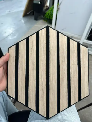 [HEXALINE #13] Réf CH : HEXALINE #13 Siner Oak Hexagonal Wall panel 12mm  